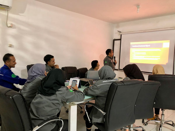 Les Privat Bahasa Inggris untuk Karyawan Offline Class